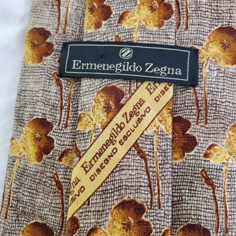 Ermenegildo Zegna Luxury Silk Men's Tie Elegant Floral Pattern Brown Gold Formal